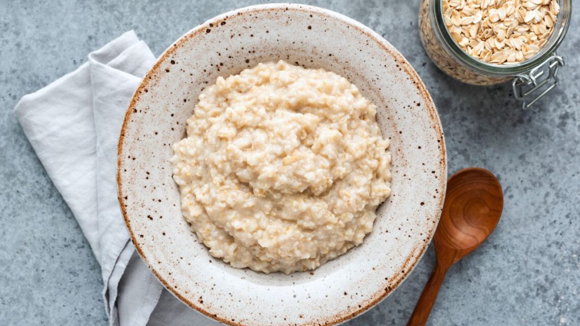 Morning Oatmeal With Saffron